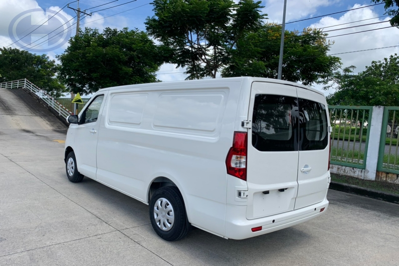TERA V8 2 Chỗ Màu Bạc – Biểu Tượng Của Sự Tinh Tế Và Hiệu Quả Trong Vận Tải Đô Thị