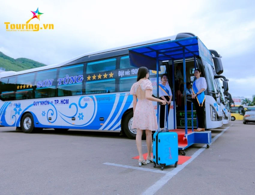 Tour Du Lịch Quy Nhơn Cho Công Ty – Bao Gồm Xe, Hướng Dẫn, Ăn Uống